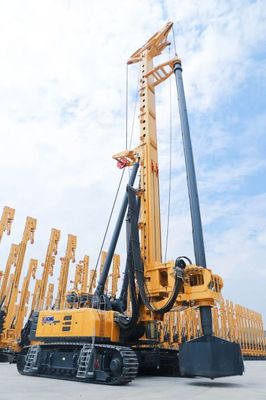 徐工再創(chuàng)輝煌 12款產(chǎn)品榮膺“金手指”與“TOP50”大獎(jiǎng)，彰顯工程機(jī)械領(lǐng)軍實(shí)力